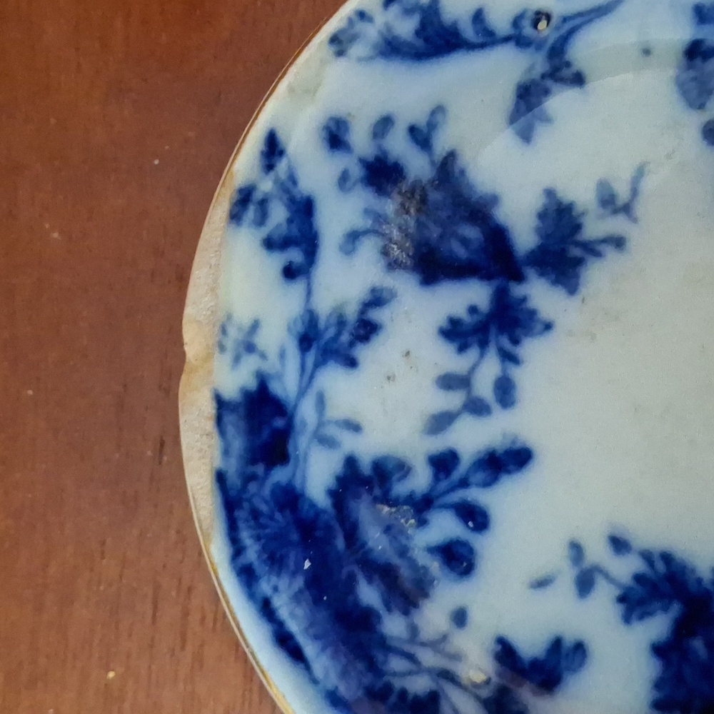 Saffordshire Flow Blue Floral 3 Inch Antique Dish - Picture 3 of 7